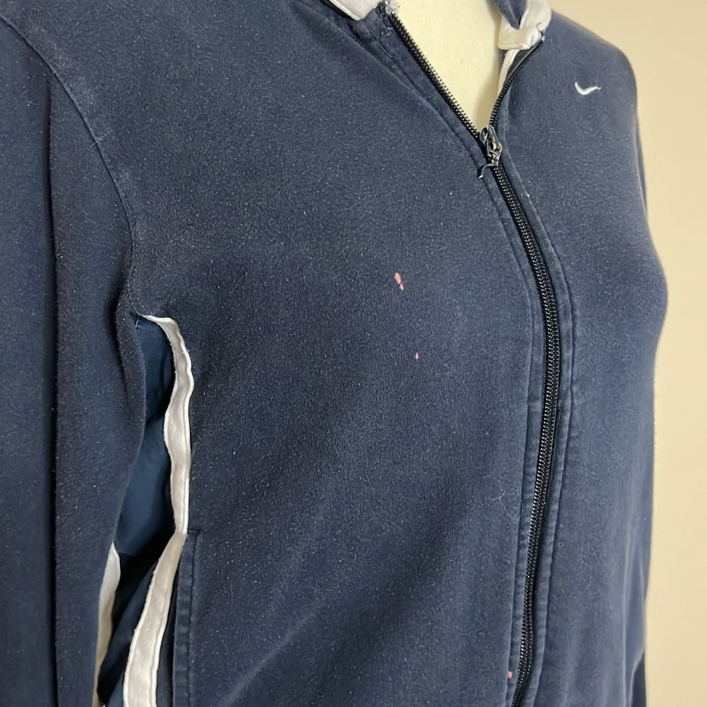 Nike Hoodie - Picture 5 of 6